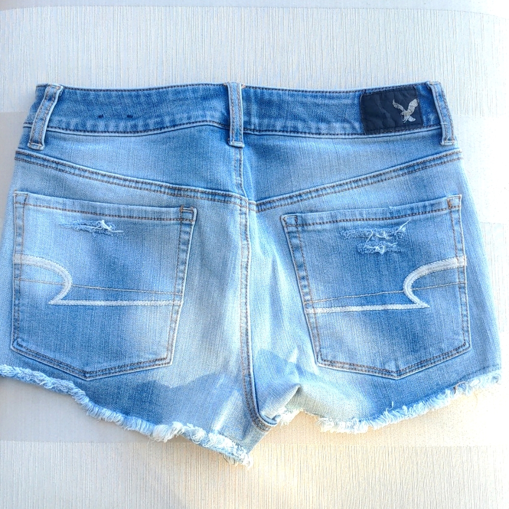 American Eagle Hi-Rise shortie - Picture 2 of 5